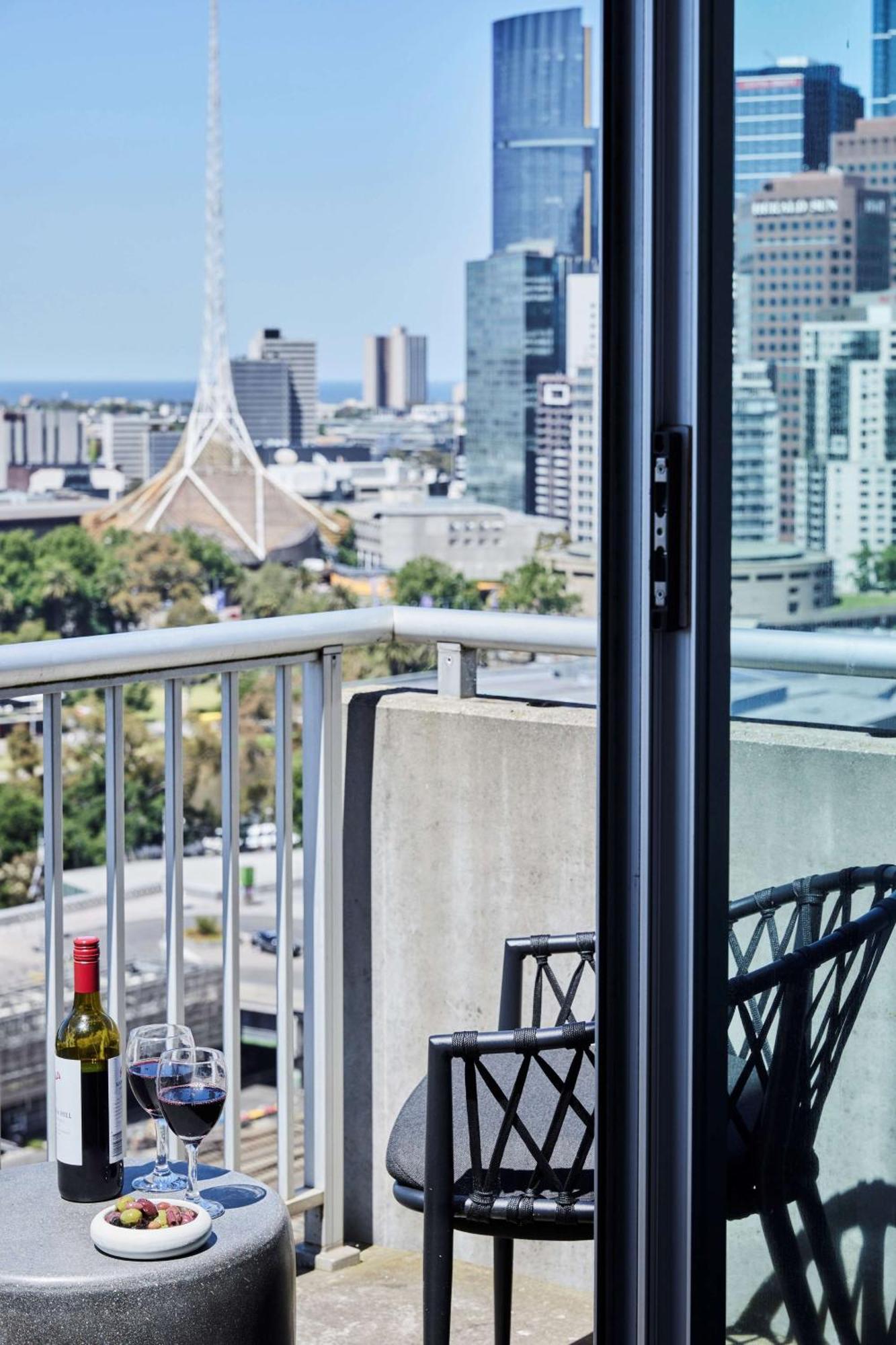 Adina Apartment Hotel Melbourne Flinders Street Exterior foto
